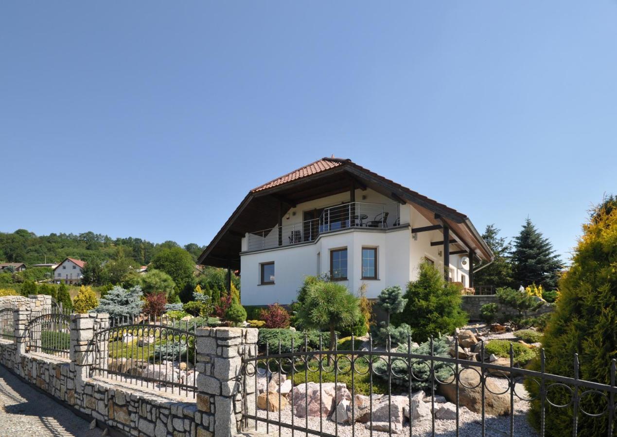Apartament Widok Na Karkonosze Lägenhet Jezow Sudecki Exteriör bild