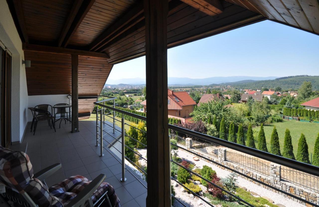 Apartament Widok Na Karkonosze Lägenhet Jezow Sudecki Exteriör bild